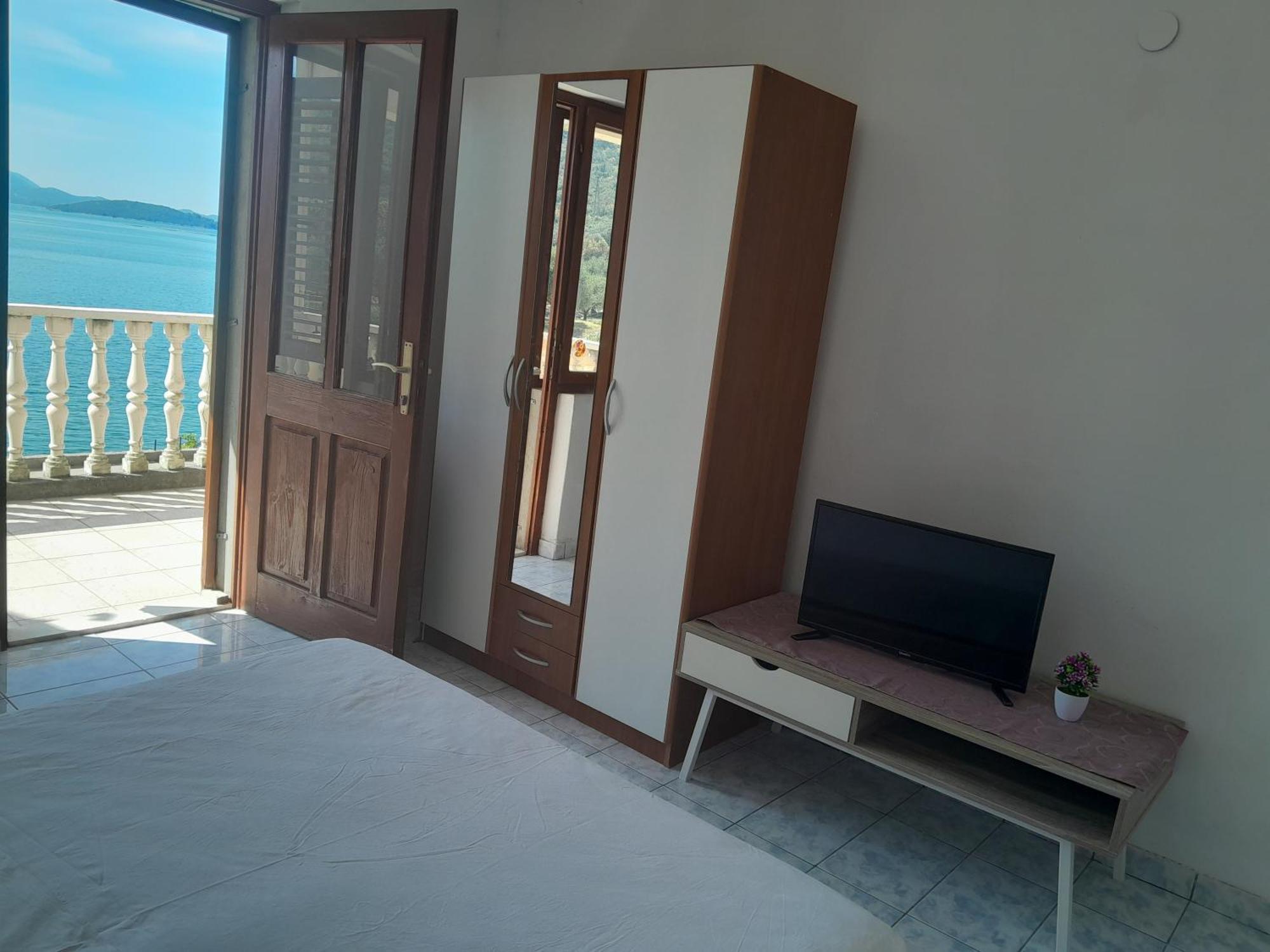 Apartments By The Sea Cove Pjestata, Peljesac - 14440 Ston Exterior foto